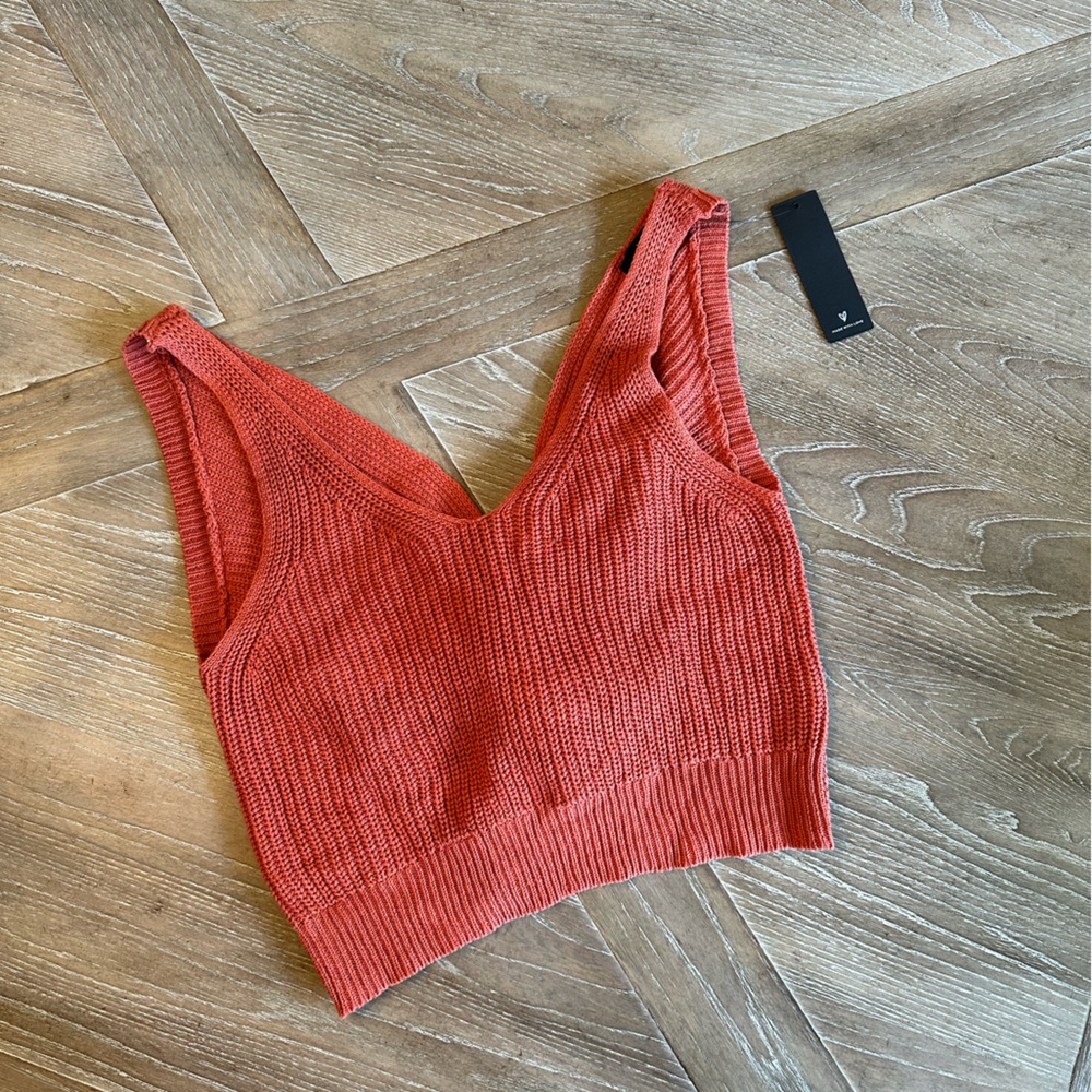 NWT Lulu’s Sweater Tank